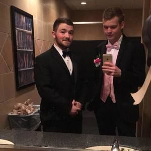 Meet your Posher, Ethan